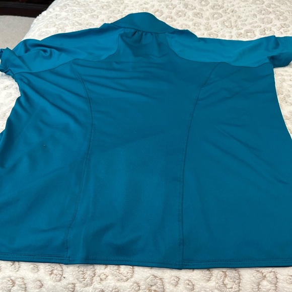 NWT Annika Size Large Womens Active Shirt With Reflector Strip - Picture 7 of 10